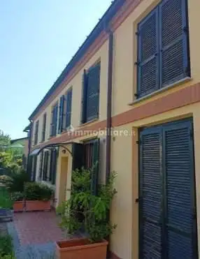 Appartamento in asta a Varano Borghi