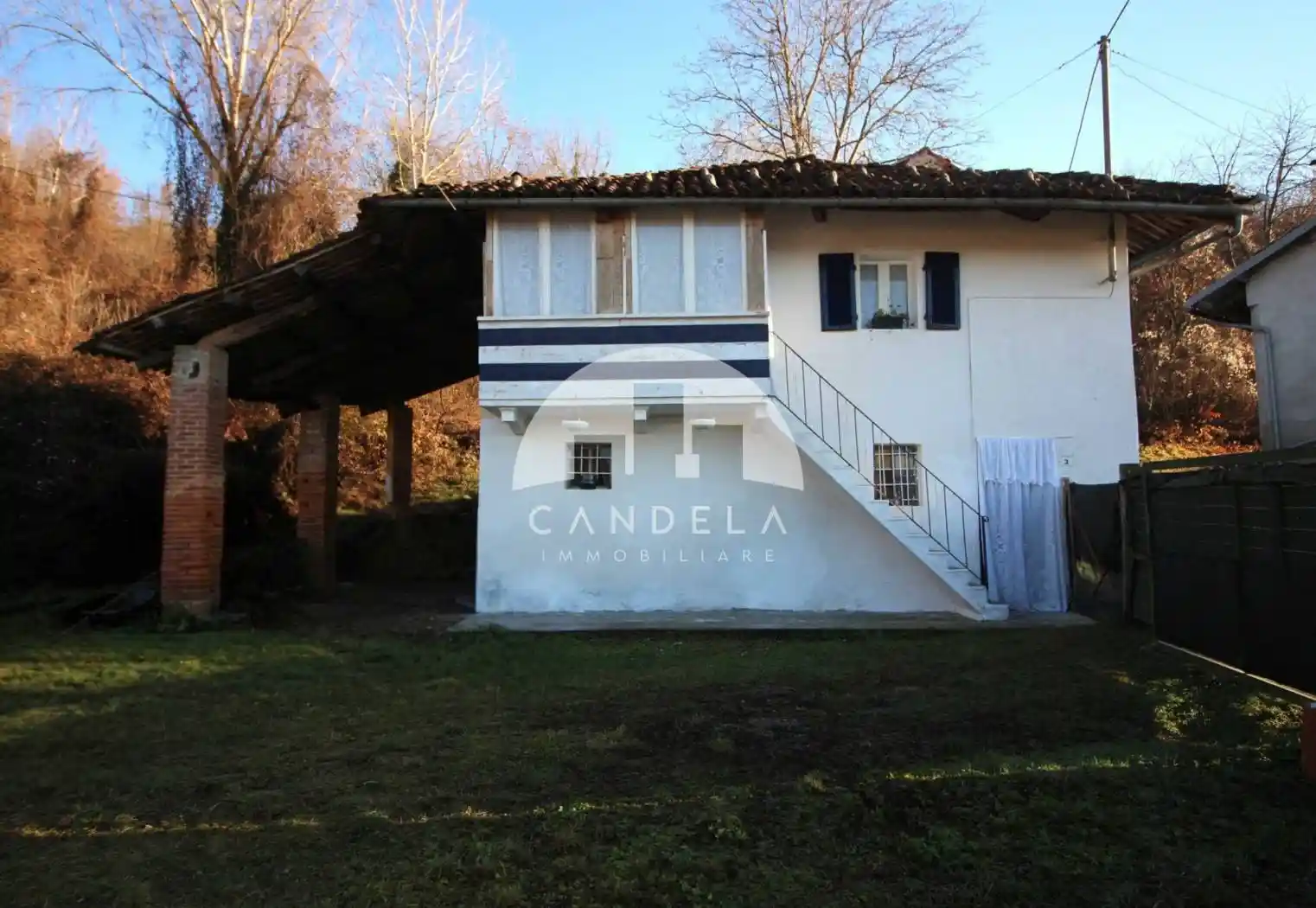 Casale frazione Viaiano 3, Viaiano Soprano, Farigliano - foto 2