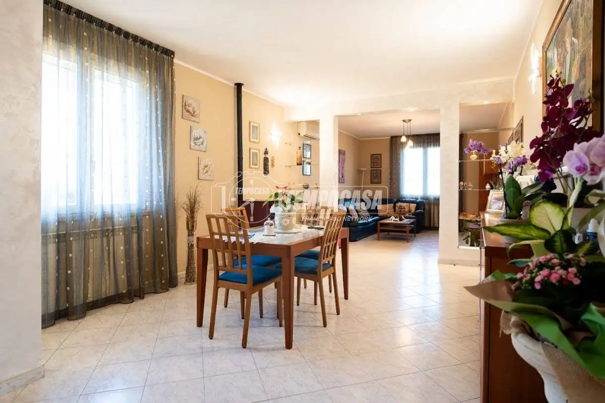 Casa indipendente in vendita a Ariano nel Polesine