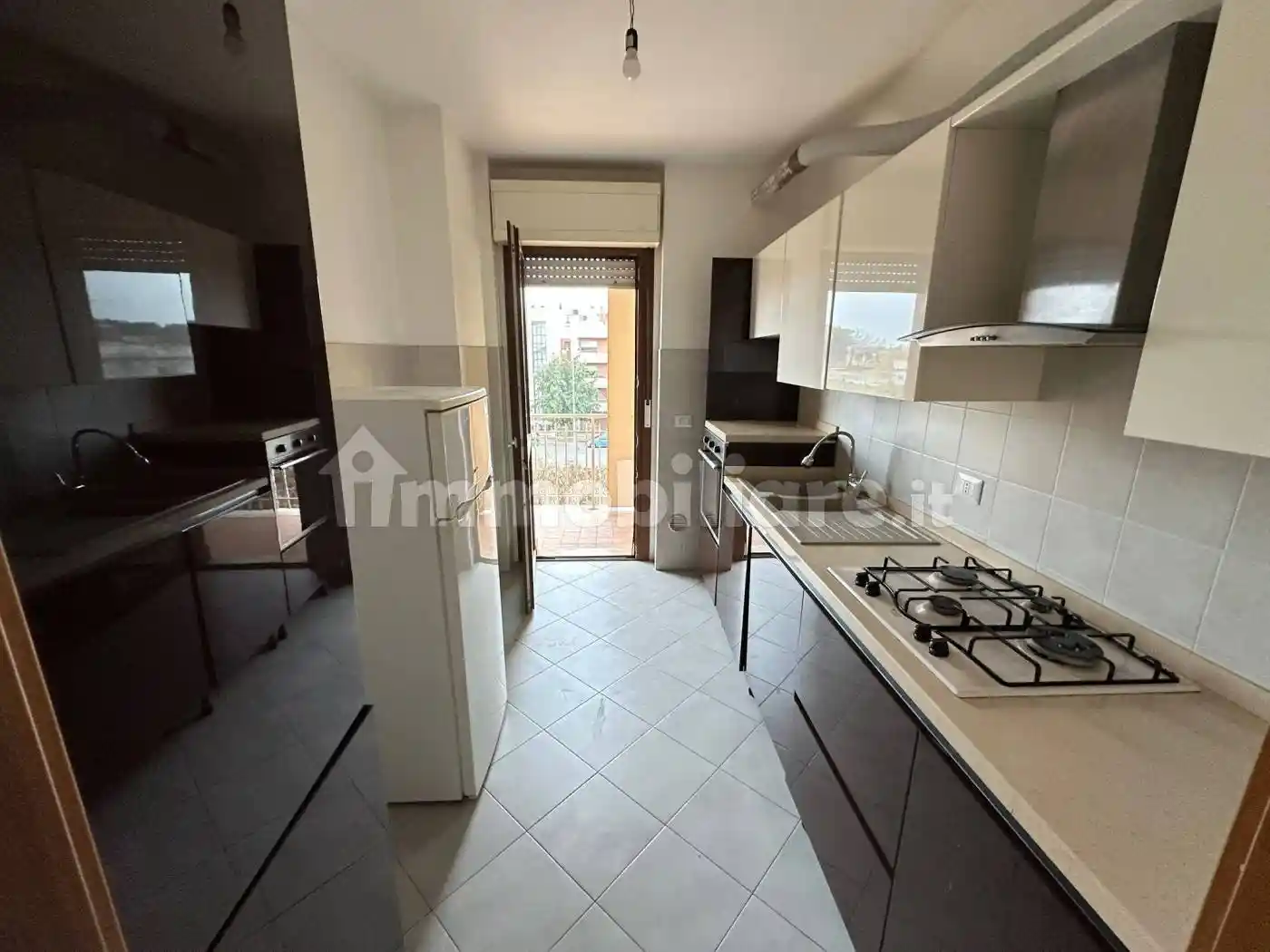 Trilocale via Raffaello Liberti, Ponte di Nona, Roma - foto 2