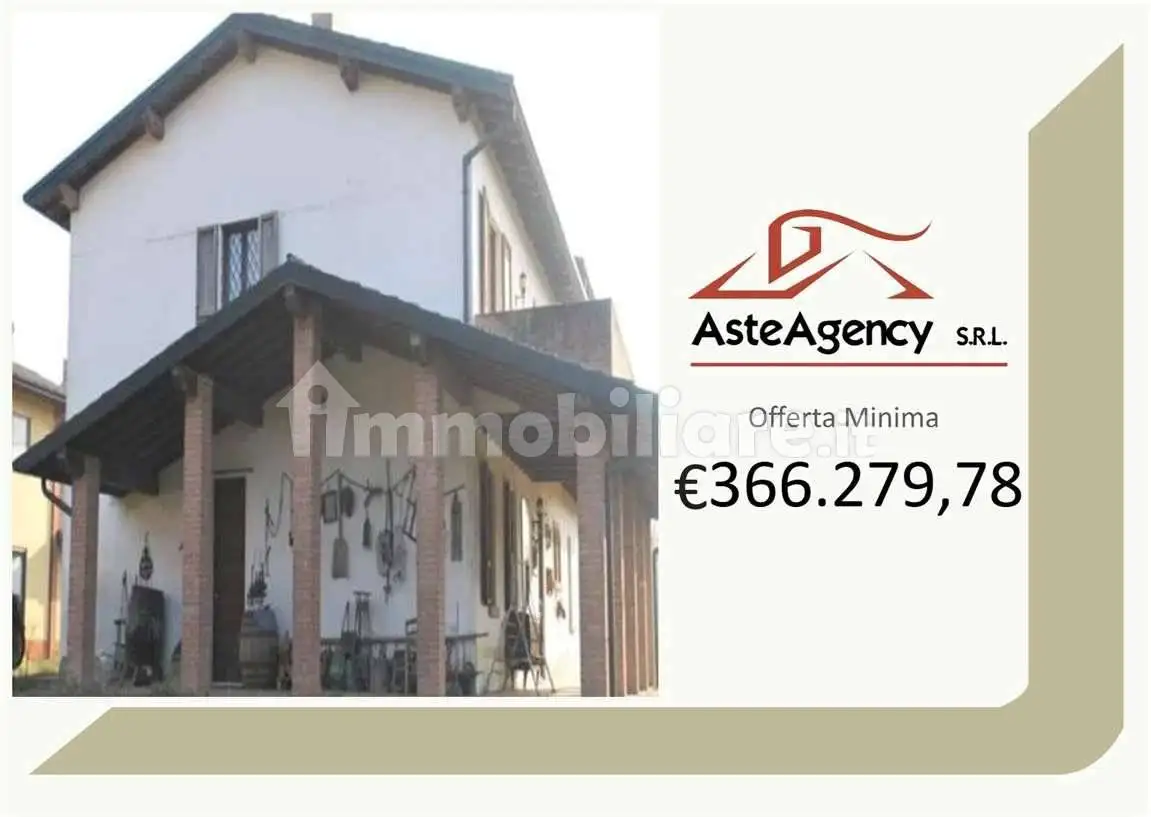 Appartamento in asta a Castelvisconti