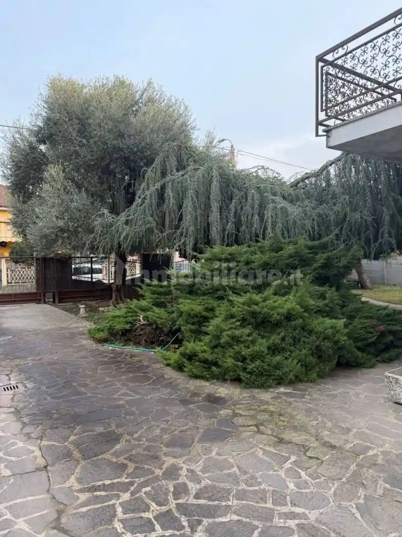 Villa unifamiliare, buono stato, 432 m², Centro, Cassolnovo - foto 3