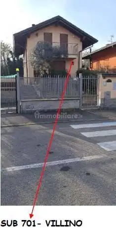 Villa in asta a Vanzago