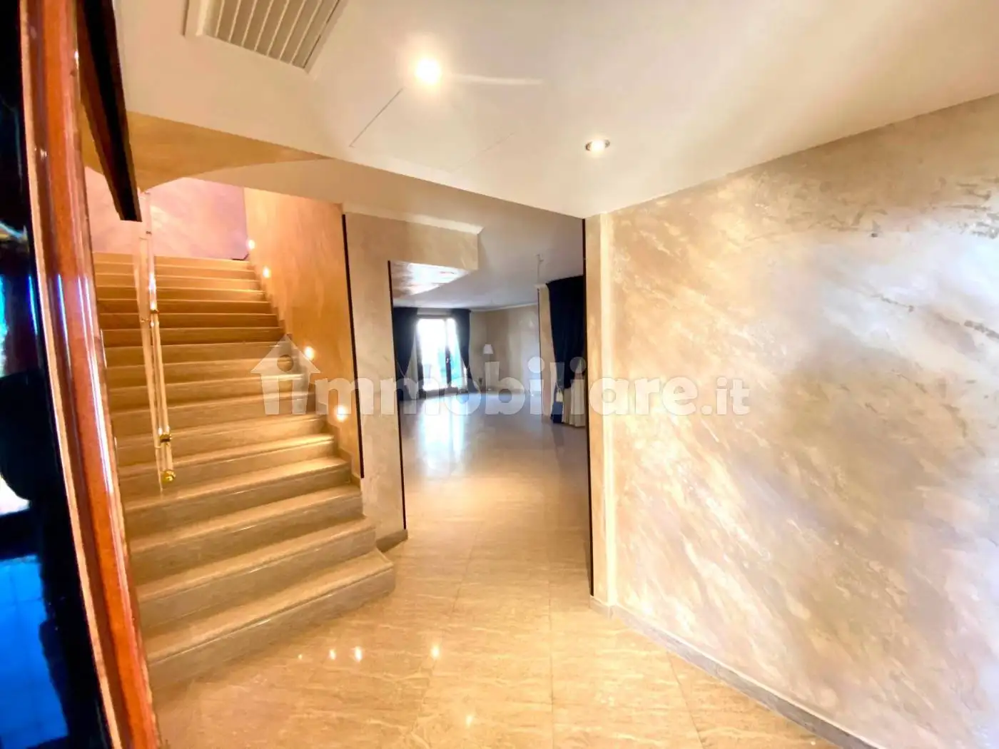 Villa in vendita a Parma