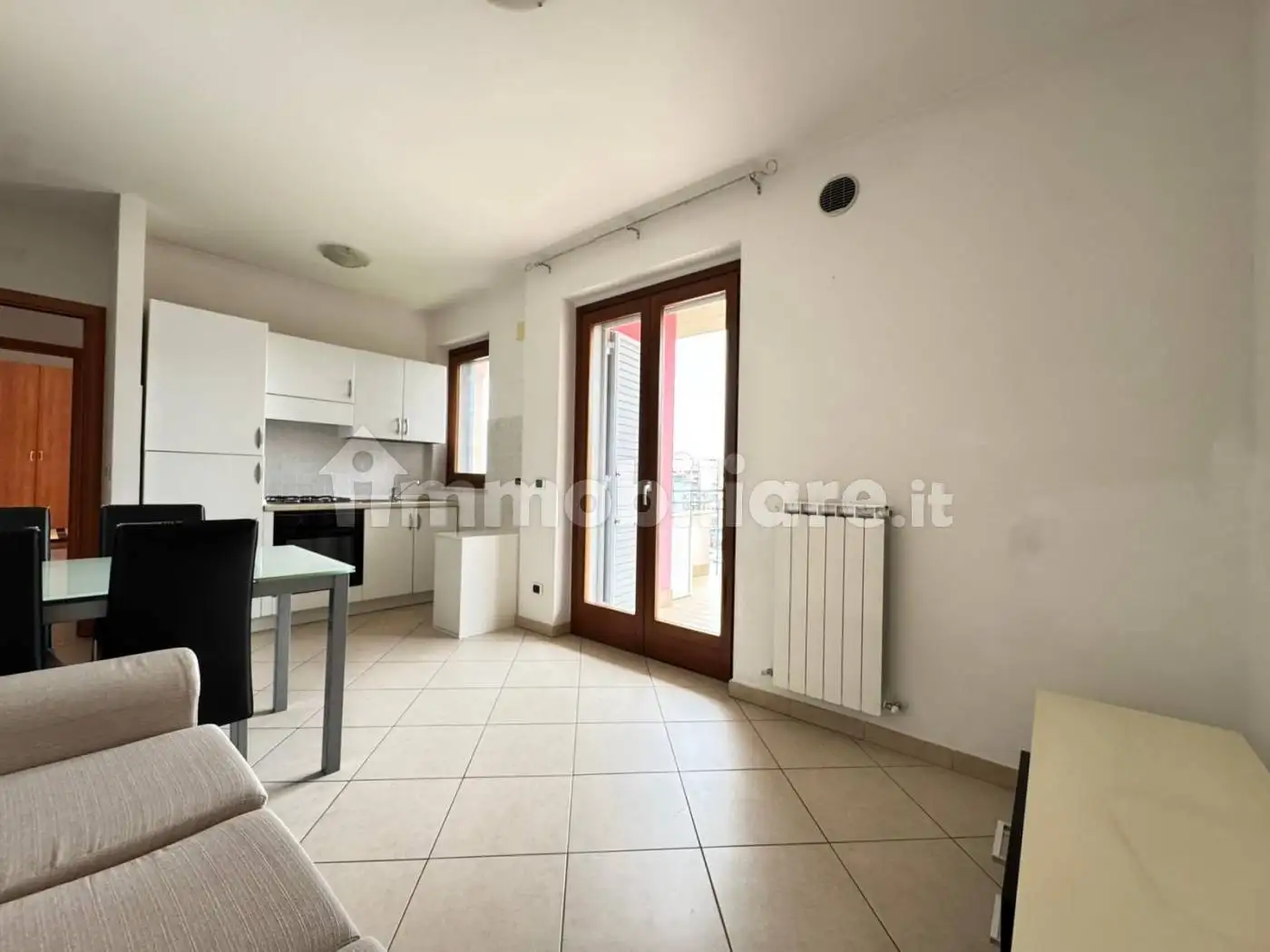 Bilocale via Verona 31, Centro, Alba Adriatica - foto 3