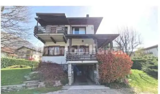 Villa all'asta via E. De Amicis, 8, Cassina Valsassina - foto 2