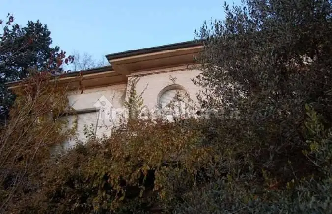 Villa in asta a Albizzate