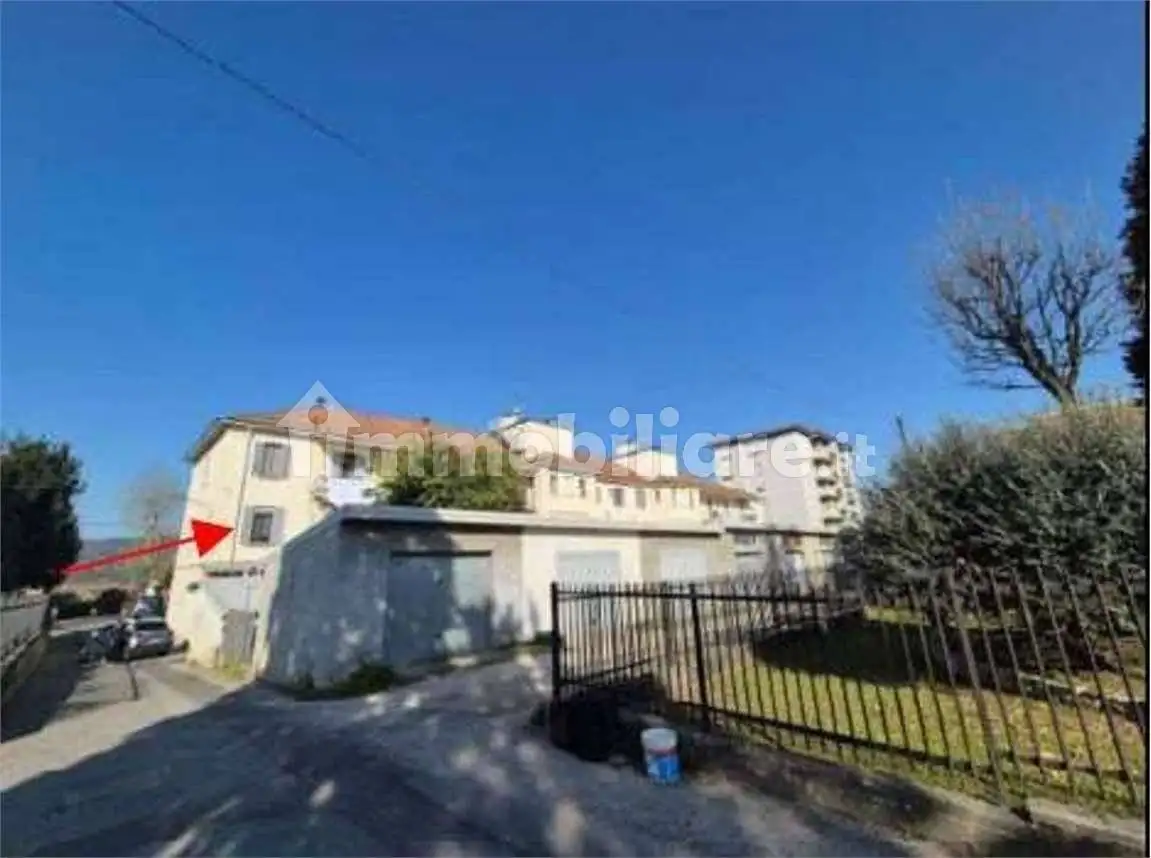 Appartamento in asta a Varano Borghi