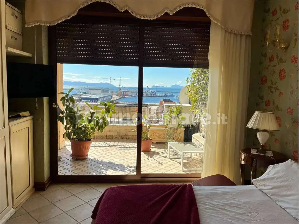 Appartamento in asta a Napoli