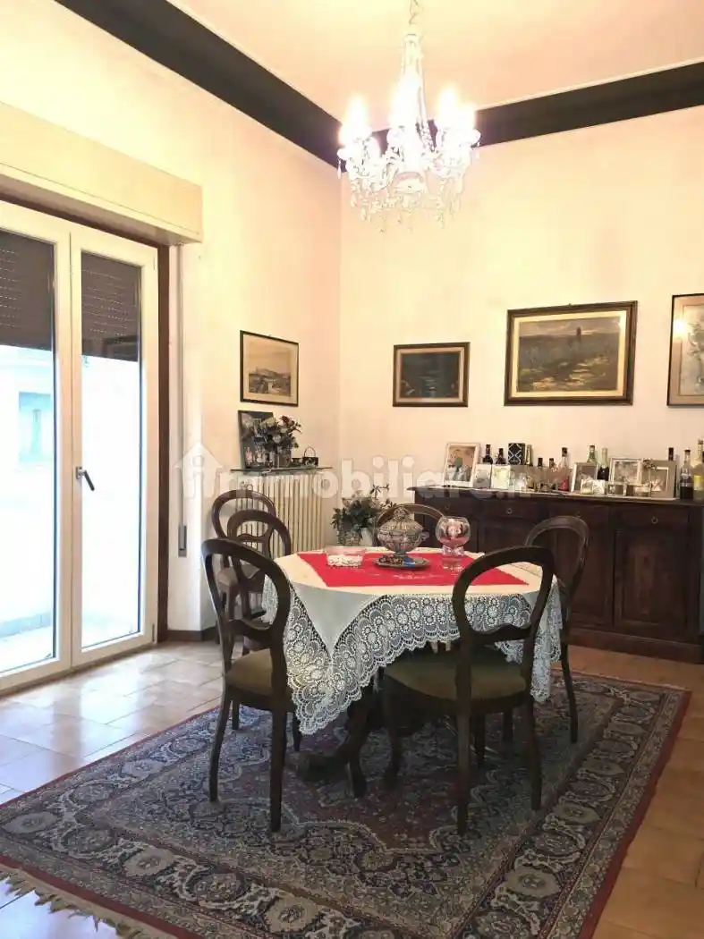 Appartamento buono stato, primo piano, Villa Severi - Cappuccini, Arezzo - foto 4