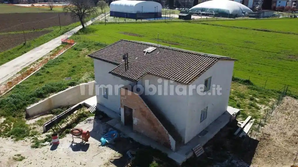 Villa unifamiliare Strada Madonnuccia Ciribifera, San Martino in Campo - Santa Maria Rossa, Perugia - foto 4