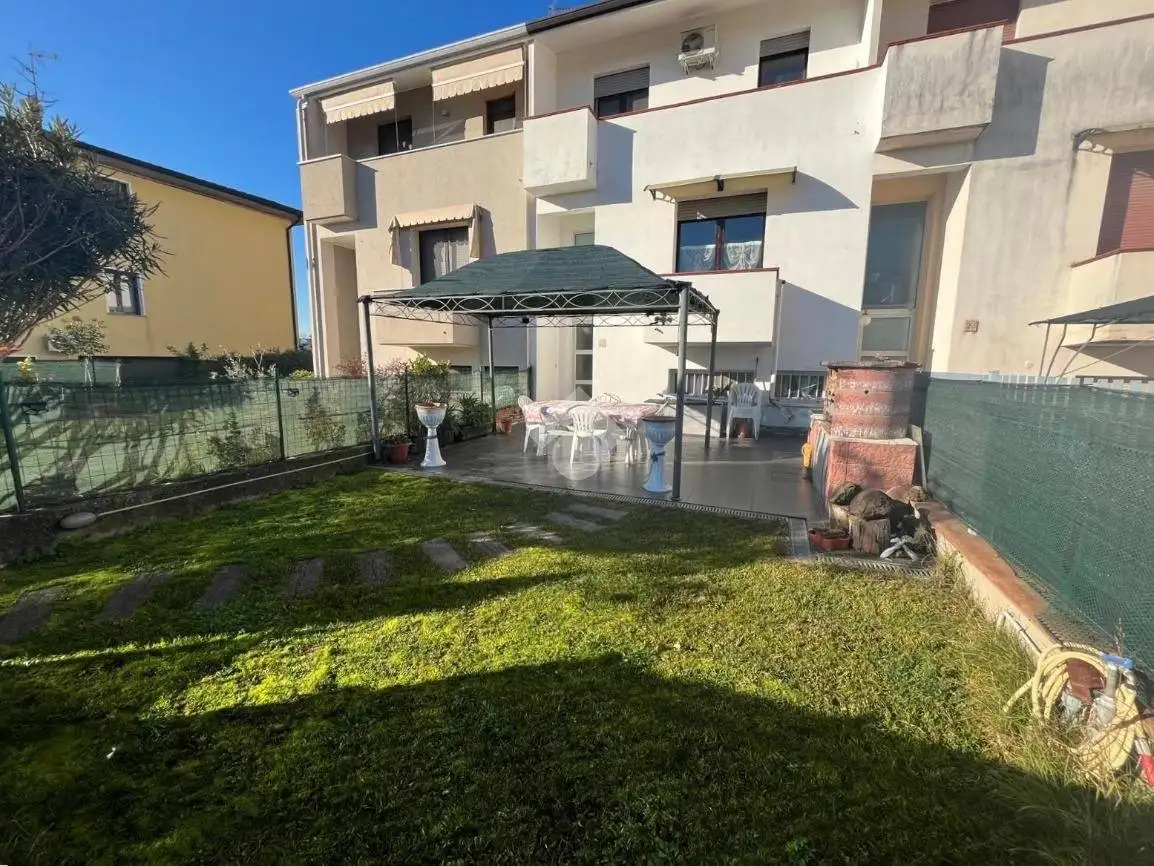 Villa a schiera via Nenni P., Centro, Castel d'Ario - foto 3