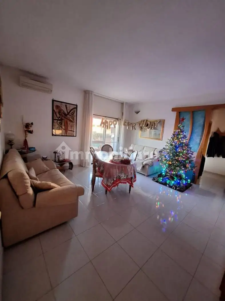 Appartamento via Padre Pio da Pietrelcina 12, Bitritto - foto 5