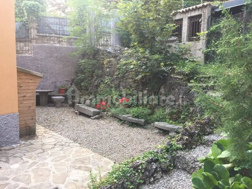 Bilocale via delle Chiodere 6, Centro, Clusone - foto 4