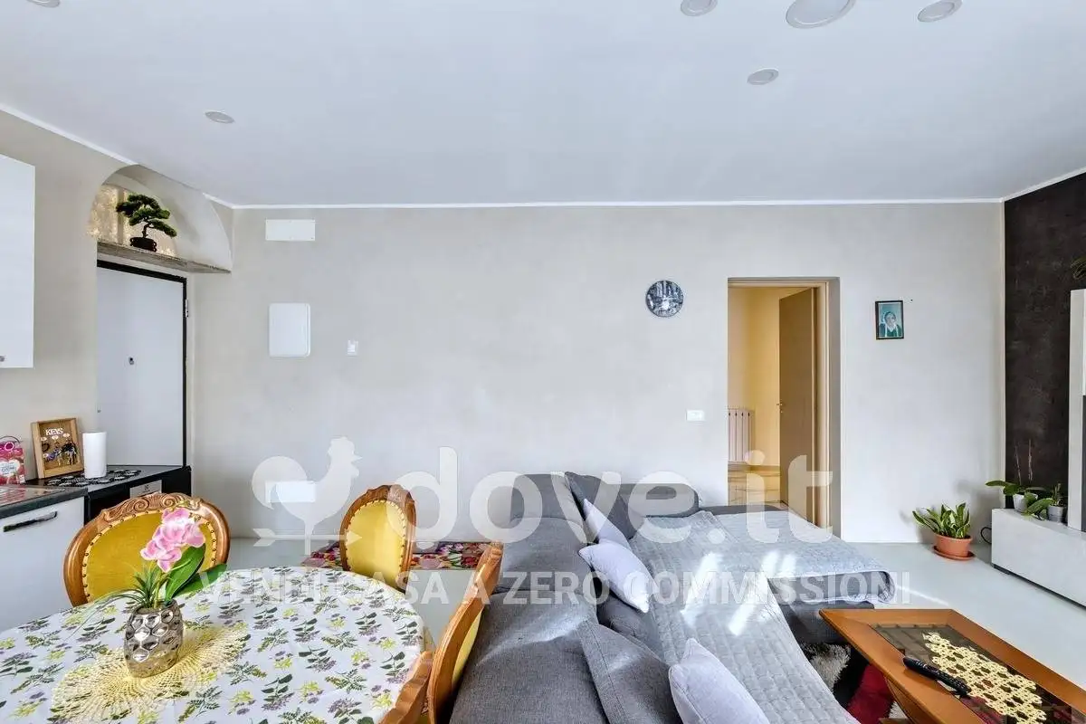 Trilocale via Domenico De Bernardi 1, Centro, Besozzo - foto 5