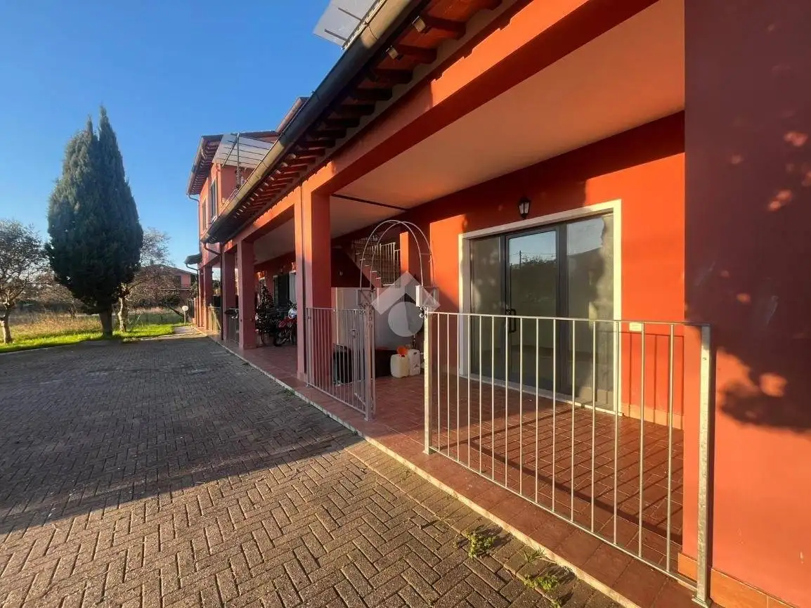 Appartamento in vendita a Sarzana