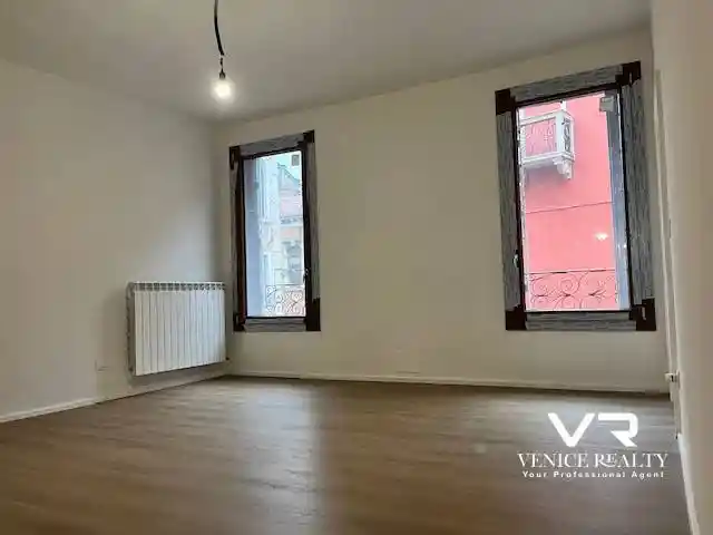 Trilocale campo san stin, San Polo, Venezia - foto 4