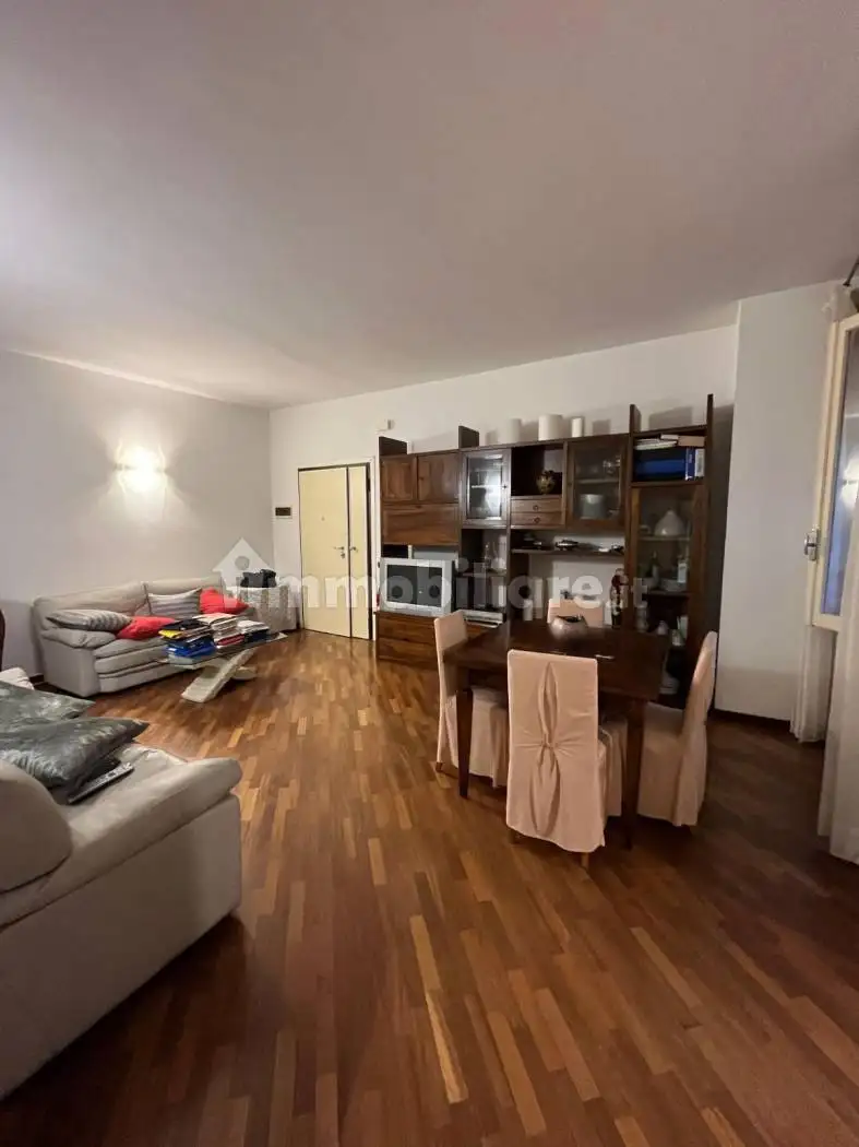 Appartamento in vendita a Modena