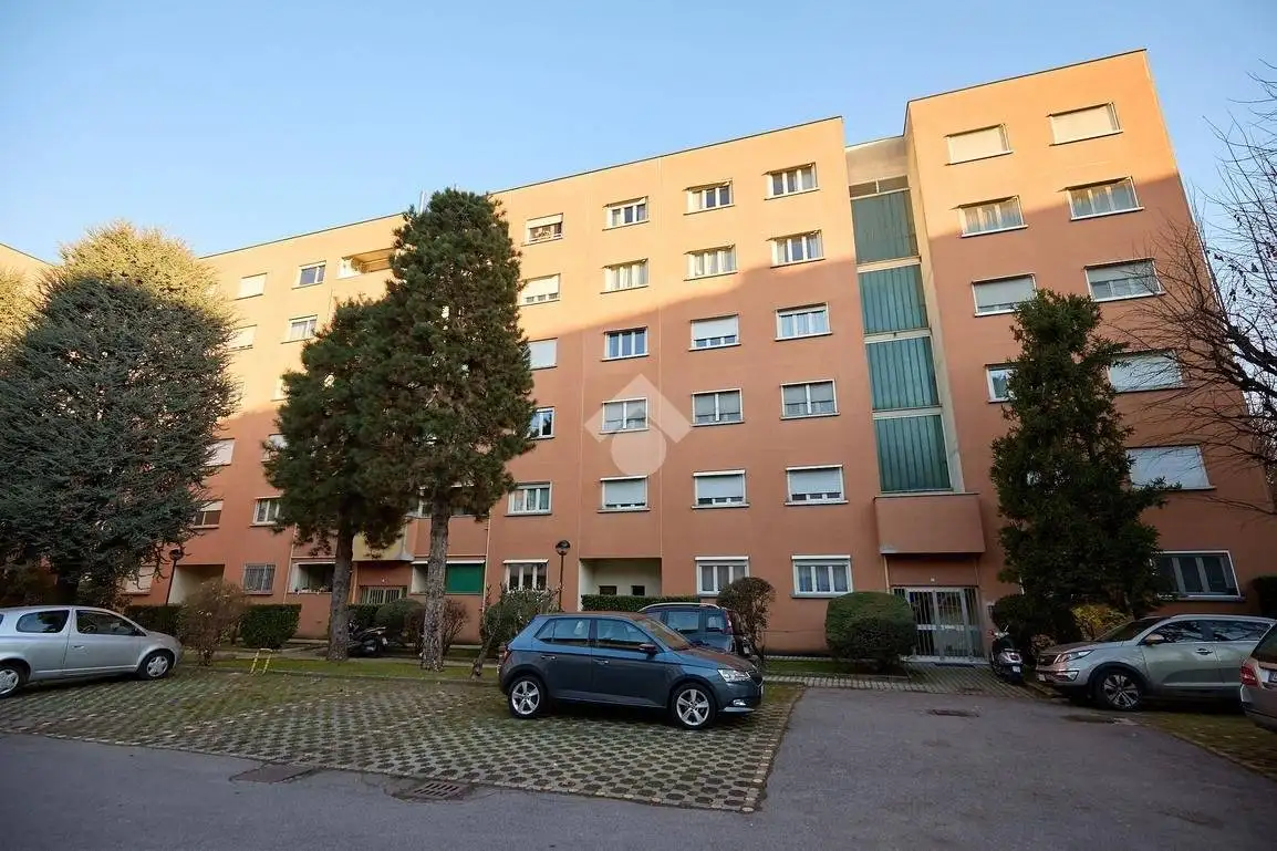 Appartamento in vendita a Bergamo