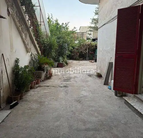 Palazzo - Edificio in vendita a Caivano