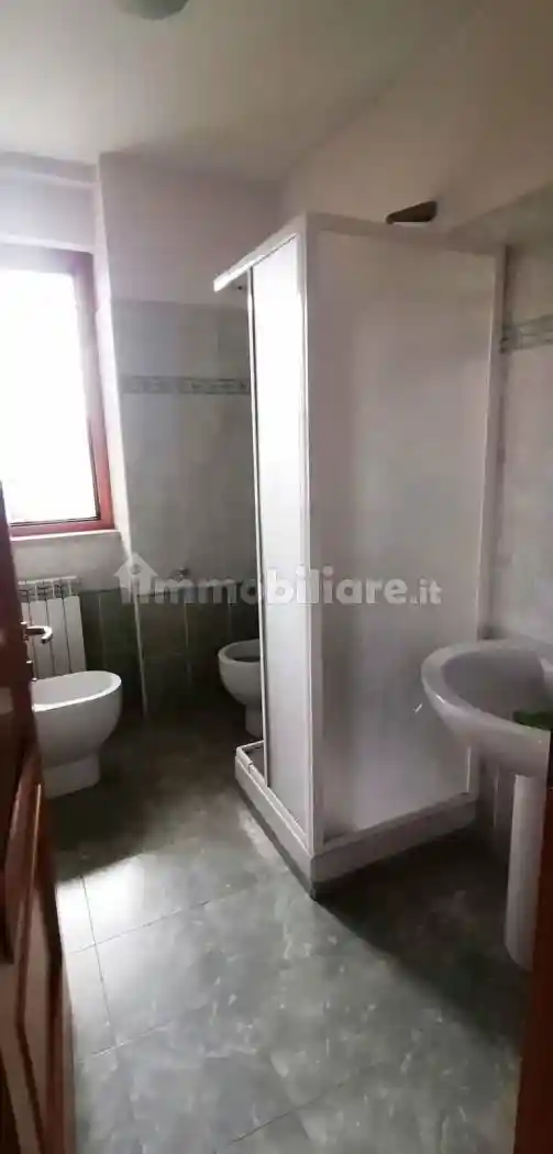 Trilocale via Giuliano Montelucci, Centro, Guidonia Montecelio - foto 5