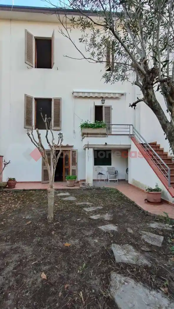 Terratetto unifamiliare 120 m², da ristrutturare, Masini - XX Settembre, Empoli - foto 3