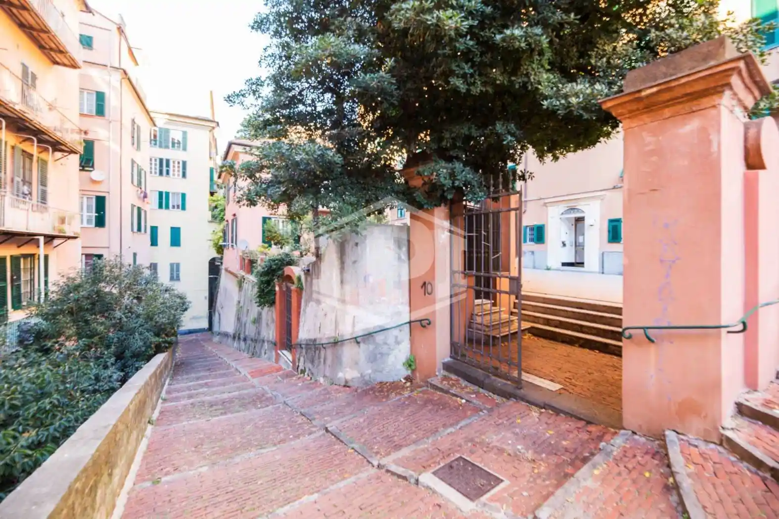 Bilocale via Bruzza 8, Castelletto, Genova - foto 2