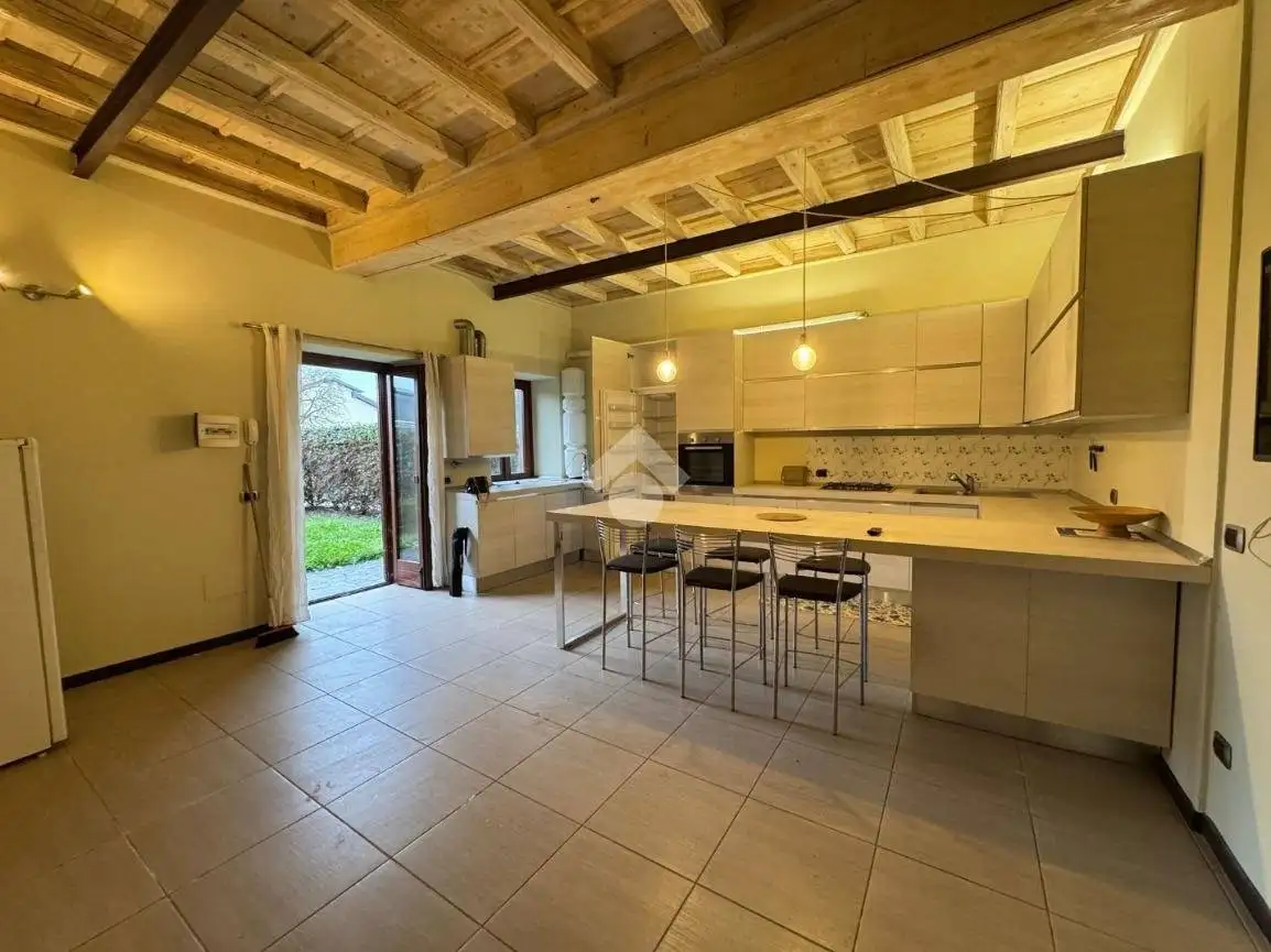 Appartamento in vendita a Oleggio