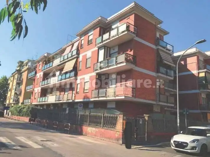 Appartamento in asta a Pomezia