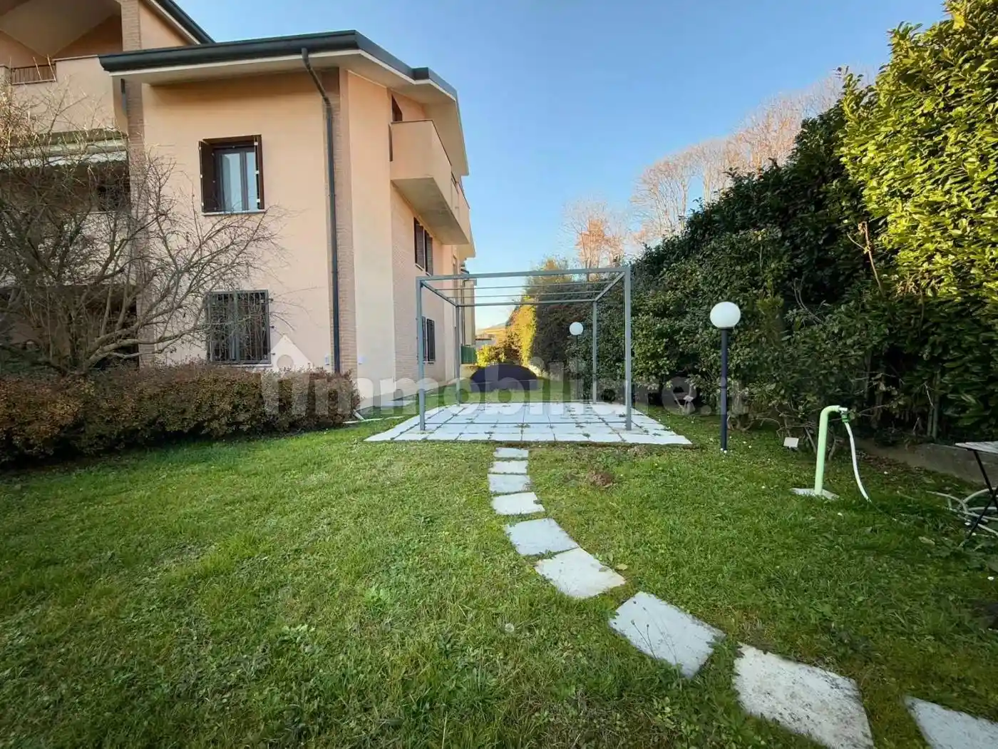 Trilocale via Silvio Pellico, Centro, Bernareggio - foto 5