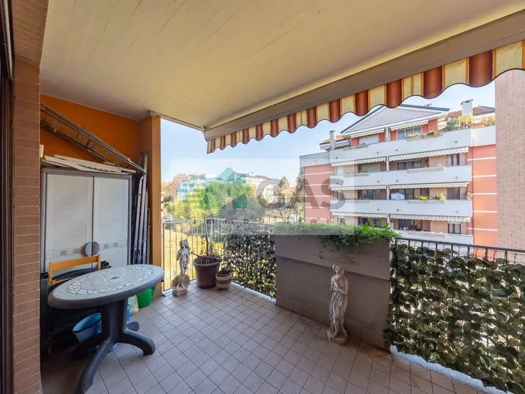 Appartamento in vendita a Solaro