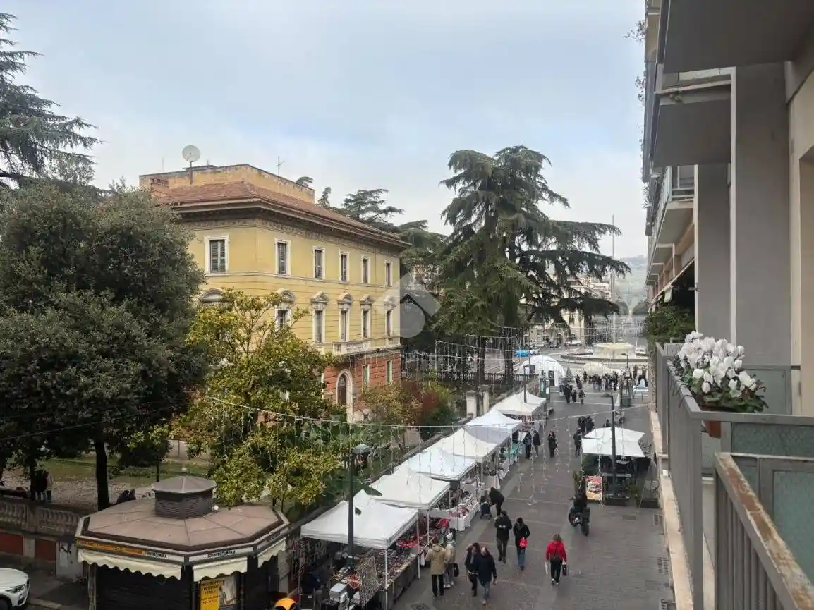 Quadrilocale corso Cornelio Tacito 91, Centro Storico, Terni - foto 3