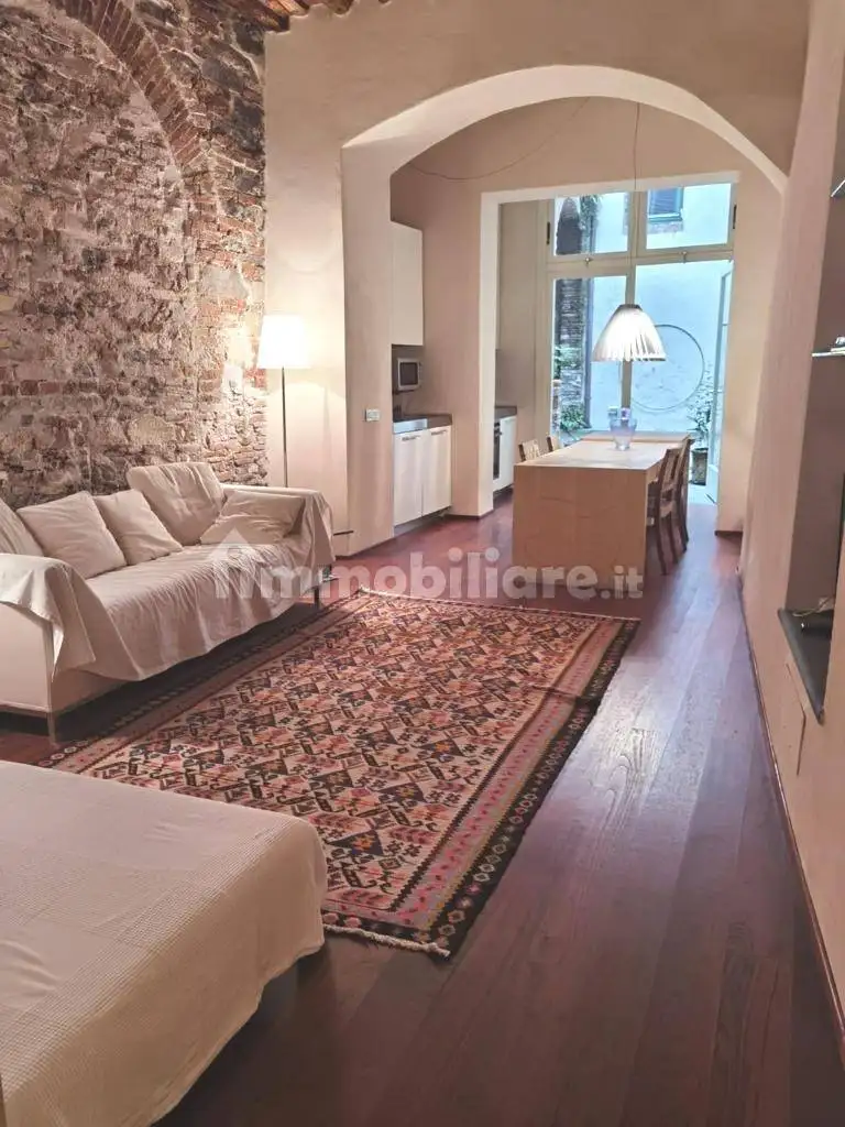 Bilocale via Busdraghi 13, Piazza Anfiteatro - Torre Guinigi, Lucca - foto 4