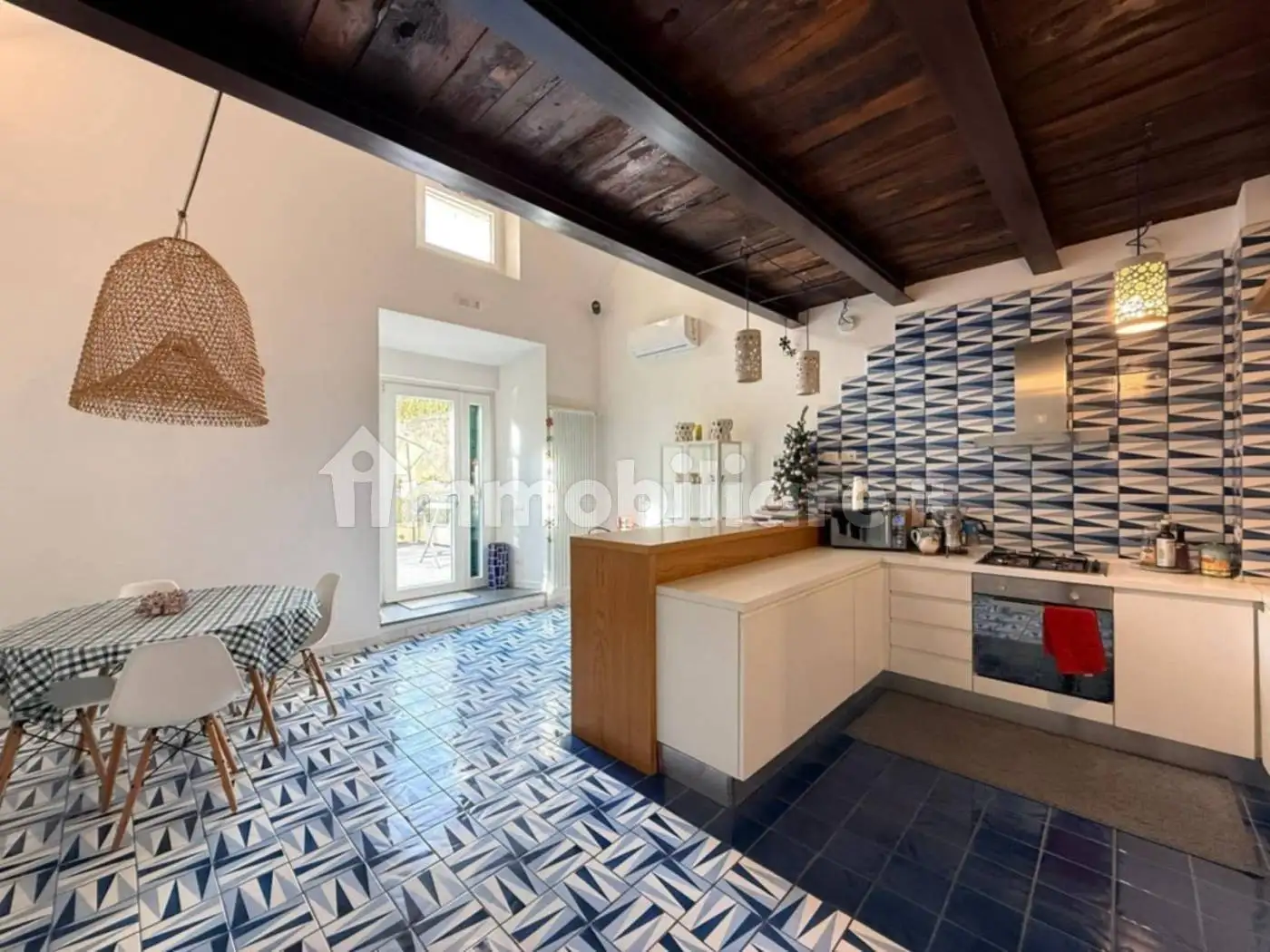 Appartamento in vendita a Vietri sul Mare