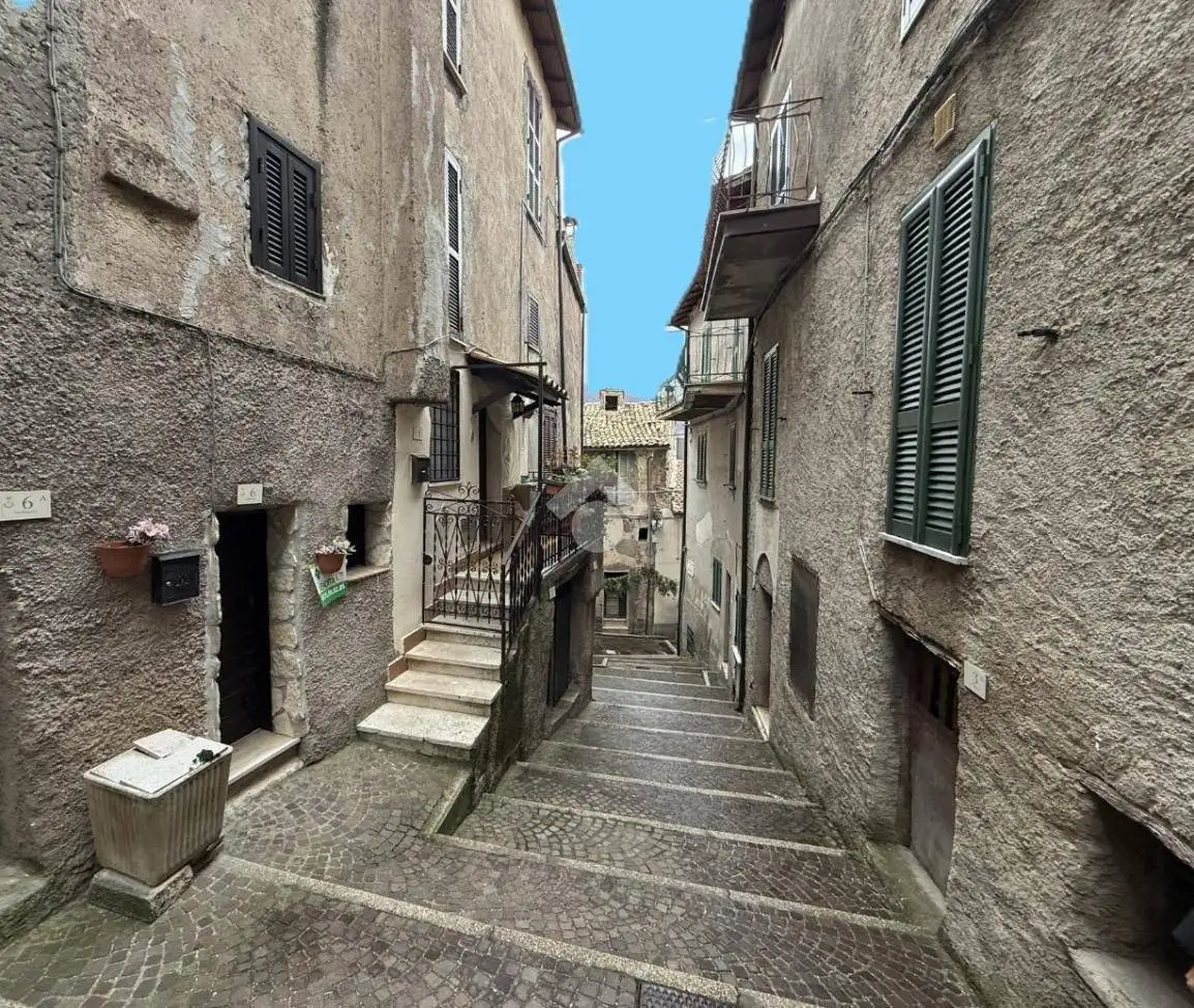 Bilocale via piazzetta 6, Centro, Arcinazzo Romano - foto 2