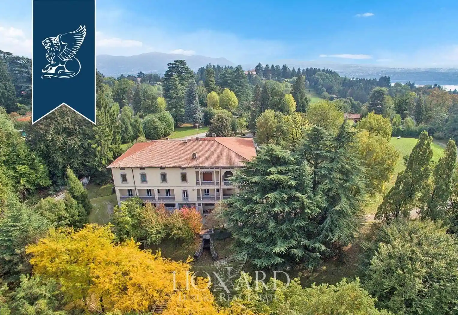 Villa in vendita a Eupilio