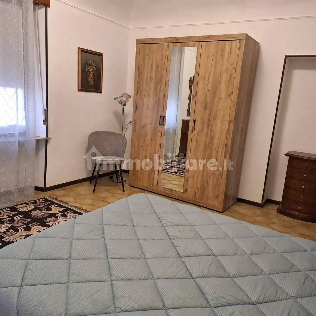 Trilocale via Gran Paradiso, Semicentro, Vercelli - foto 3