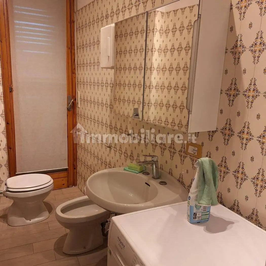 Monolocale ottimo stato, secondo piano, Semicentro, Vercelli - foto 4