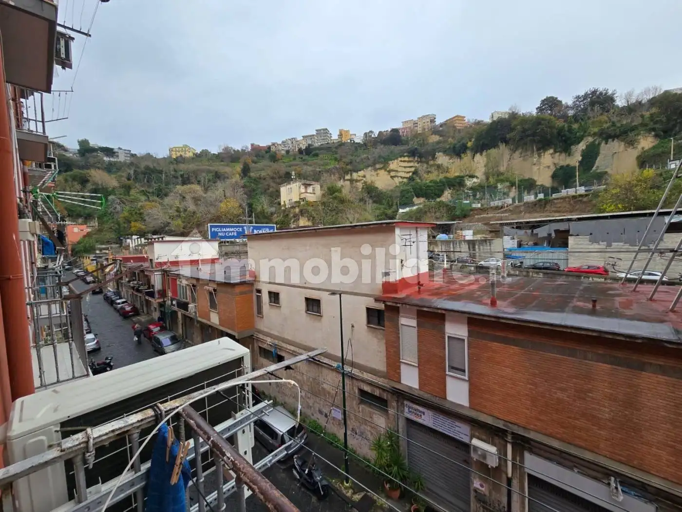 Appartamento in vendita a Napoli