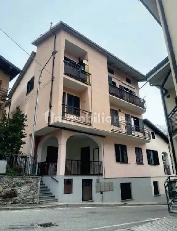 Appartamento in asta a Gordona