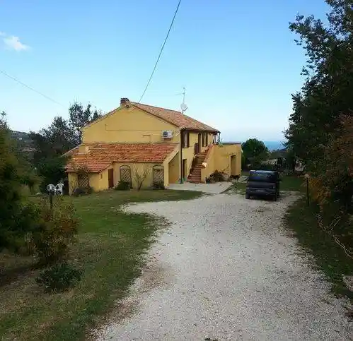 Rustico - Casale in vendita a Porto San Giorgio