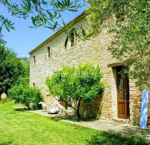 Rustico - Casale in vendita a Fermo