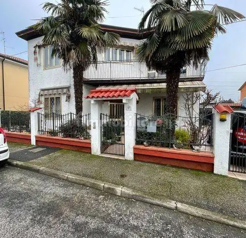 Villa in vendita a Ferrara