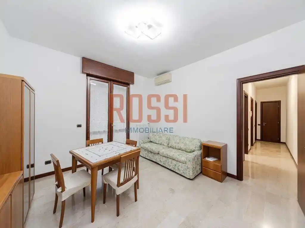 Bilocale piazza Martiri Della Liberta', Villasanta - foto 4