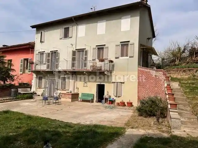 Rustico - Casale in vendita a Calliano