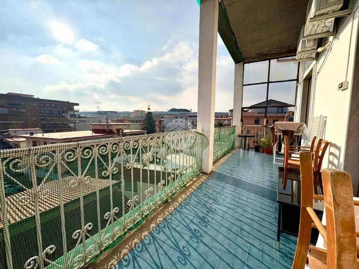 Appartamento in vendita a Napoli