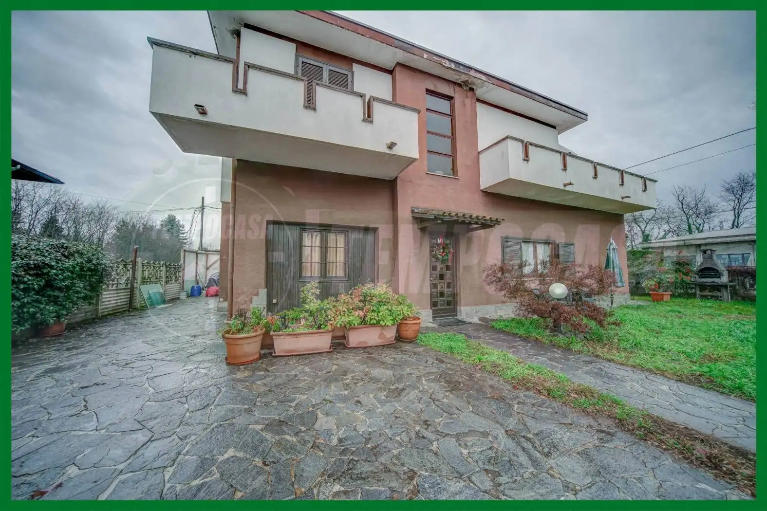 Casa indipendente in vendita a Samarate