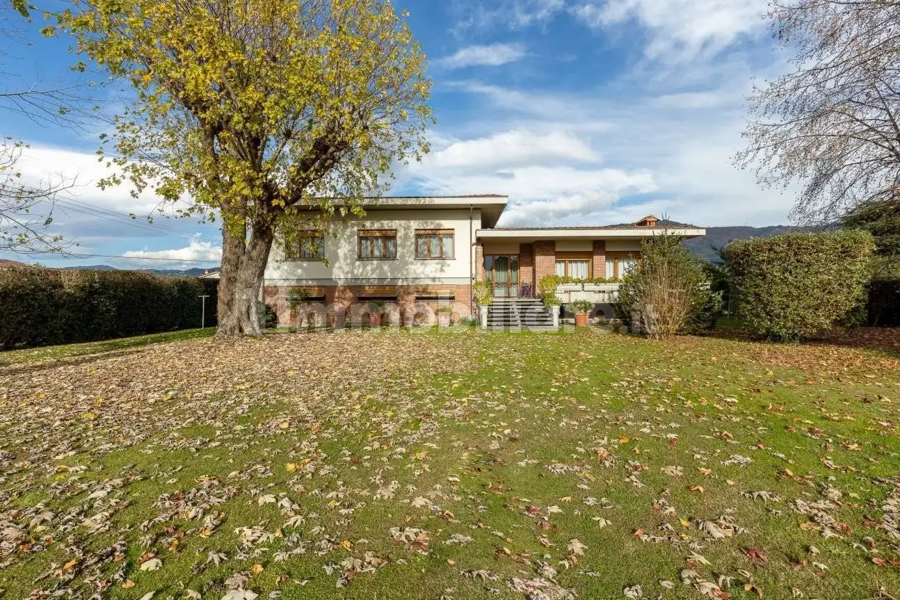 Villa in vendita a Capannori