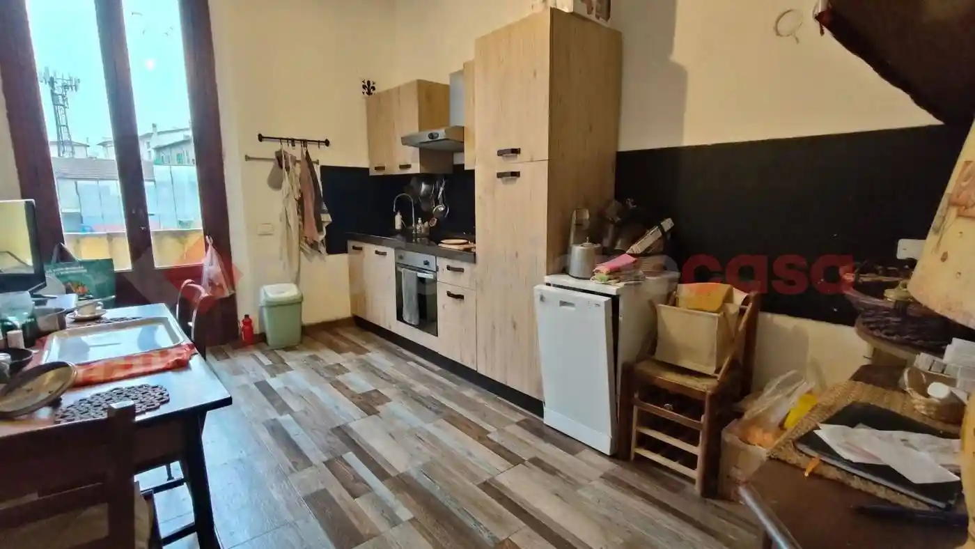 Trilocale via Curtatone e Montanara, Centro Storico, Empoli - foto 3