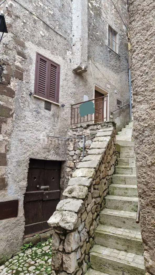 Appartamento in vendita a Gavignano